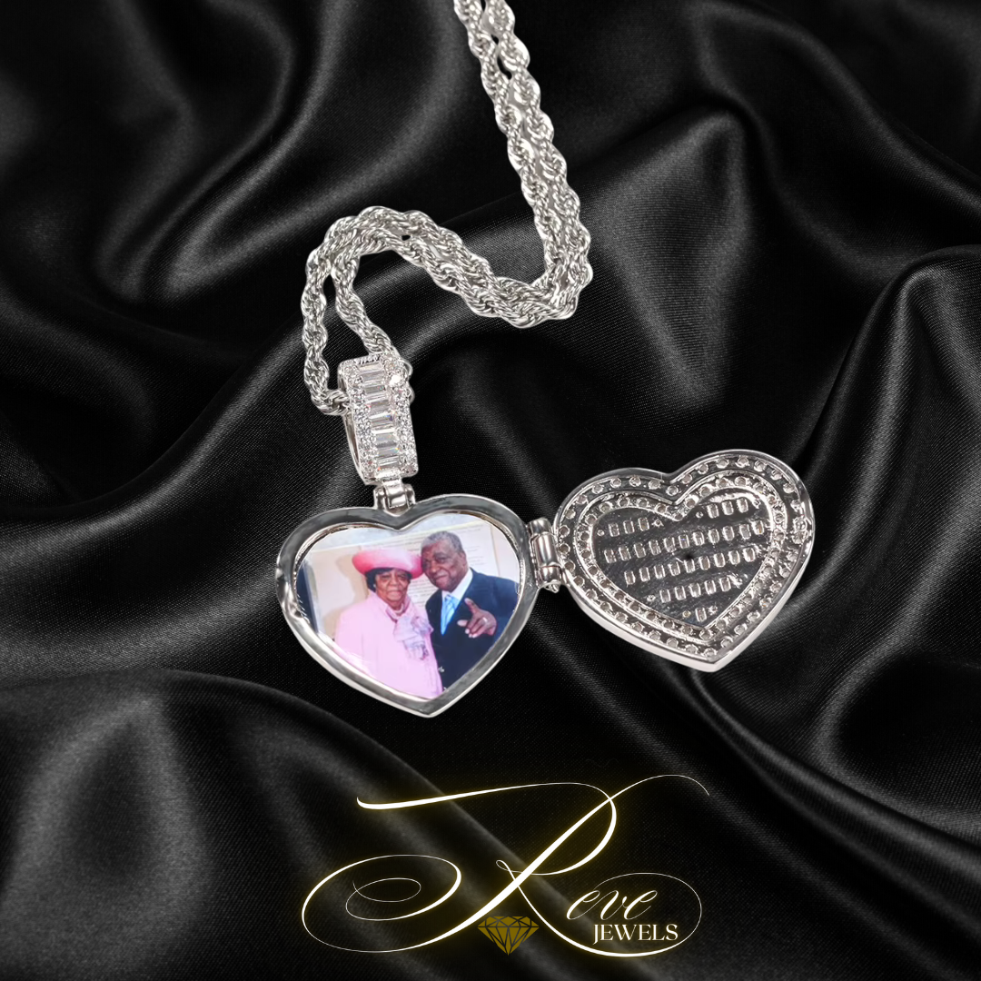 Heart Picture Locket 💎